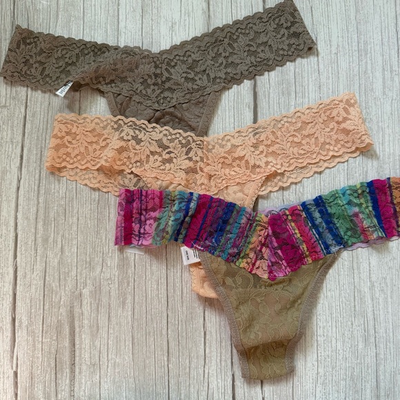 Hanky Panky Signature Lace Low Rise Thong Set Of 3 - Picture 1 of 2